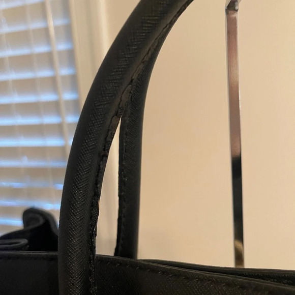 Michael Kors Hamilton Black Large Tote Bag - Picture 7 of 8